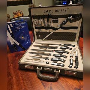 Carl Weill 24pc‎ knife set in carrying case. Never used.